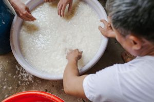 Making paper with Zó Project, Vietnam