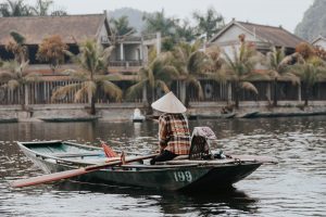 Tam Coc lakeside